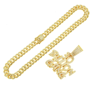 Pendentif Billion Gang serti de strass avec grosse chaîne cubaine dorée style hip hop