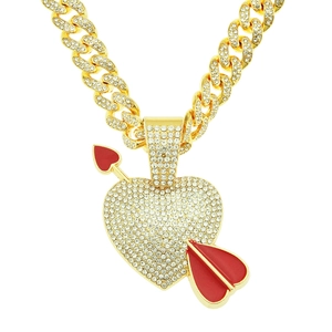 Collier Pendentif Cœur et Flèche Hip Hop Iced Out Strass Alliage Chaîne Cubaine Or Argent Bijoux pour Homme