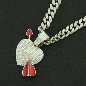 Collier hip-hop pendentif cœur flèche de cupidon glacé avec strass sur chaîne cubaine