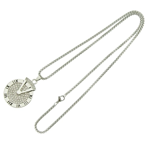 Collier punk rotatif avec chiffres romains et pavé de cristaux sur une chaîne boîte