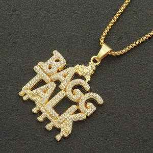 Collier avec pendentif lettre Big Talk serti de strass brillants au style hip hop