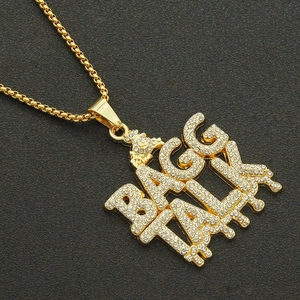 Collier hip hop doré avec pendentif BACK TALK serti de strass et gouttelettes