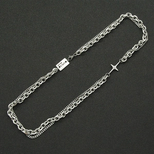 Collier double épaisseur en argent avec pendentif rectangulaire gravé et breloque étoile fine