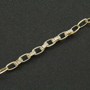 Elegant 18K gold-plated curb bracelet with rectangular cubic zirconia inlay for women