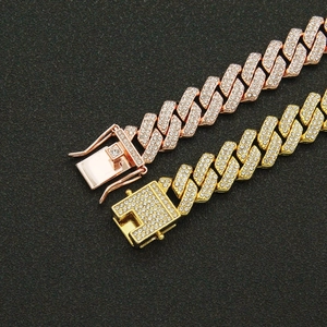 Colliers gourmette hip hop iced out en or et or rose avec faux diamants