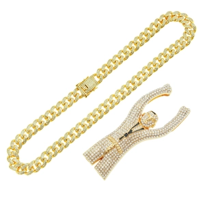 Collana cubana dorata hip-hop con ciondolo a forma di omino con zirconi scintillanti
