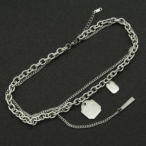 Collier double couche en acier inoxydable style industriel avec boucle OT et plaques tags