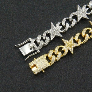 Détails de bracelets Cuban dorés et argentés sertis de diamants avec breloques étoiles 3D