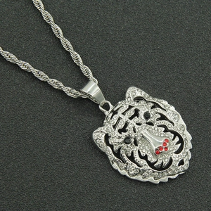 Collana con ciondolo a testa di leone hip hop da uomo con strass bianchi e catena silver