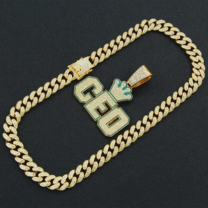 Collier chaîne cubaine dorée style Hip Hop avec pendentif couronne CEO et zircons