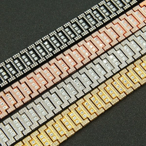 Bracelets style hip-hop avec strass en finitions or, argent, or rose et noir élégant