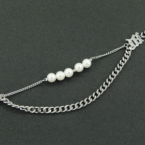 Double-layered Cuban link chain necklace with pearls and Gothic letter pendant