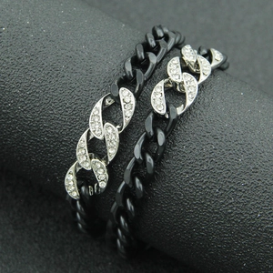 Tweekleurige Cubaanse schakelketting met zwarte schakels en zilveren strass-steentjes