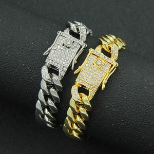 Bracelets à maillons cubains polis en or et argent avec fermoirs sertis de strass glacés