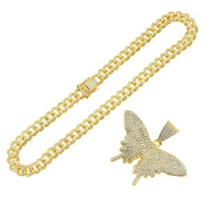 Chaîne cubaine dorée avec grand pendentif papillon serti de strass pour homme hip hop