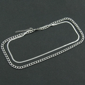 Collier double épaisseur en acier inoxydable argenté avec chaîne serpent et gourmette