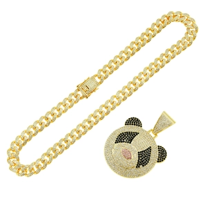 Ciondolo panda hip hop con catena cubana dorata e strass per uno stile street moderno