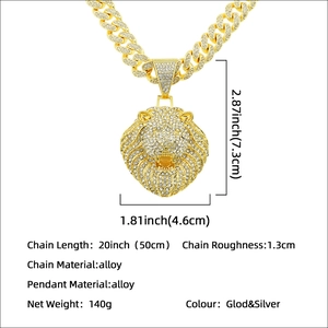 Pendentif tête de lion hip hop avec zircons sur chaîne cubaine en finitions or et argent