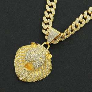 Pendentif tête de lion 3D hip hop avec cristaux brillants et chaîne cubaine dorée