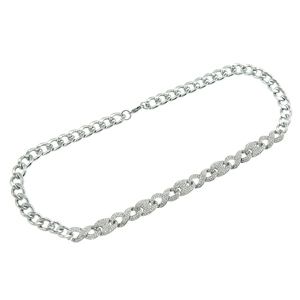 Collier à maillons cubains argenté avec breloques XOXO strass et fermoir homard