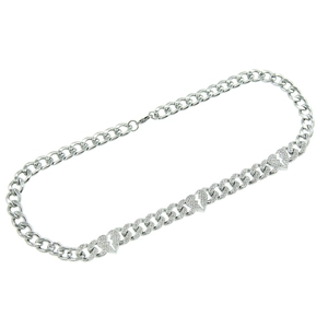 Collier chaîne cubaine argentée avec trois pendentifs cœur brisé sertis de strass