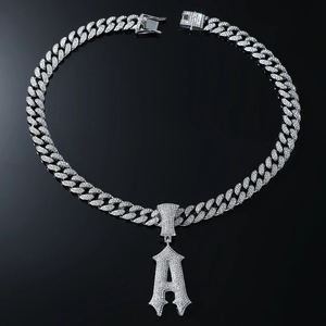Chaîne cubaine argentée Iced Out avec pendentif lettre A étincelant pour style hip-hop