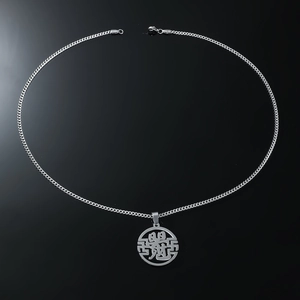 Collier gourmette en acier inoxydable argenté avec pendentif circulaire évidé Kui