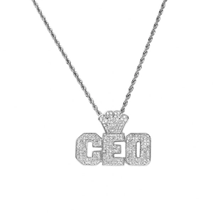 Collier hip hop argenté avec pendentif CEO à couronne et cristaux sertis sur chaîne corde