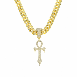 Collier croix Ankh dorée sertie de faux diamants avec chaîne cubaine au style Hip-hop
