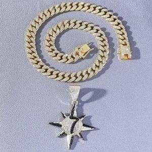 Collana hip hop a catena cubana dorata con ciondolo numero 7 a raggiera lucida