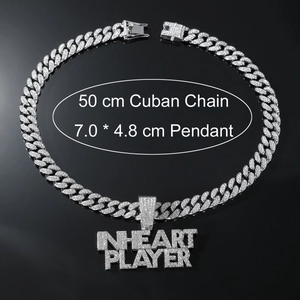 Silberne kubanische Kette mit INHEART PLAYER Anhänger und 50 cm Länge, voll besetzt