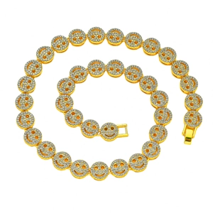 Hip-Hop-Halskette in Gold mit eisigen Smileys-Gliedern und glänzenden Kristalldetails