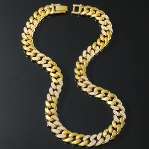 Collana a catena Cuban Link dorata stile hip hop con cristalli pavé e chiusura a scatola