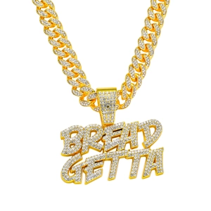 Collier hip-hop doré avec chaîne cubaine et pendentif lettre Bread Getta serti de strass