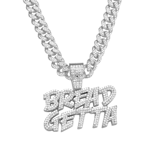 Chaîne cubaine argentée hip hop avec pendentif BREAD GETTA serti de cristaux