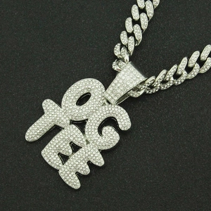 Chaîne cubaine hip hop glacée avec pendentif lettre 1998 étincelant