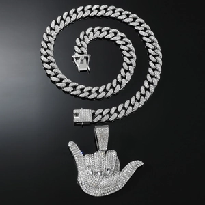 Collier hip-hop pour homme avec pendentif geste rock et chaîne cubaine argentée
