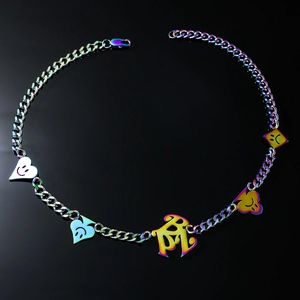 Collana con Pendente Carte da Gioco in Acciaio al Titanio Hip Hop Iridescente Faccia Sorridente Cuore Picche Lettera Gotica Gioielli Y2K