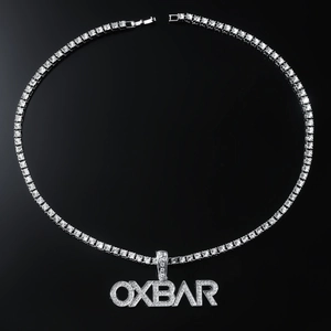 Silberne Hip-Hop-Halskette mit OXBAR-Diamant-Anhänger und eleganter Tenniskette