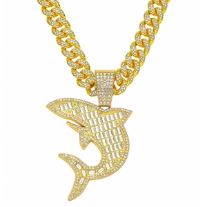 Collier hip-hop pendentif requin en or avec chaîne cubaine et diamants baguette brillants