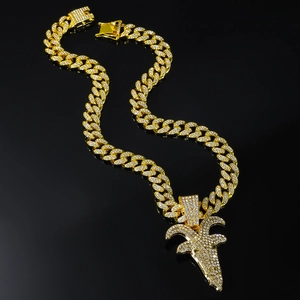 Collana con Ciondolo Testa di Capra Hip Hop per Uomo Lega di Zinco Iced Out Strass Catena a Maglia Cubana Accessori Gioielli