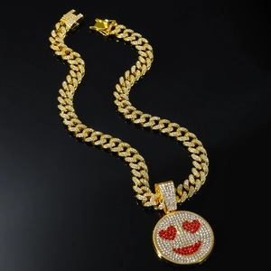 Collier Pendentif Emoji Visage Souriant Yeux en Cœur Hip Hop Iced Out Or Argent Alliage Strass Chaîne Mailles Cubaines Bijoux