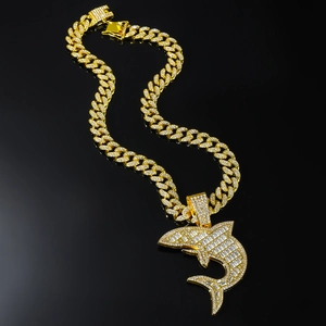 Collier Pendentif Requin Hip Hop pour Hommes Alliage Strass Chaîne Gourmette Bijoux Iced Out Cadeau