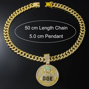 Collier hip hop avec pendentif lettre BGE, chaîne cubaine de 50cm et finition dorée