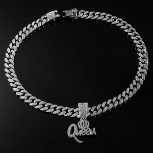 Collier hip hop argenté avec pendentif couronne Queen et chaîne à maillons en cristaux