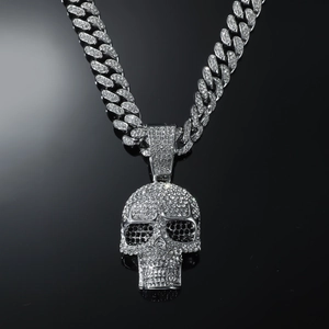 Hip hop skull pendant necklace with full rhinestones on Cuban link chain in silver