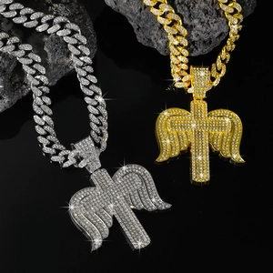 Hip-Hop-Halsketten mit Engelsflügel-Anhänger in Gold und Silber mit Panzerkette