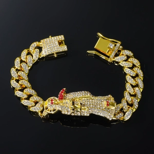 Bracelet Cuban Link hip hop pour homme avec cristaux et finition dorée sur fond noir