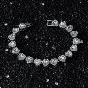 10mm Hip Hop heart-shaped silver bracelet with clear diamonds and folded clasp on dark stones