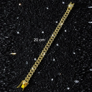 Macro detail of 9mm gold diamond bracelet showing 20cm length and hip-hop cuban links